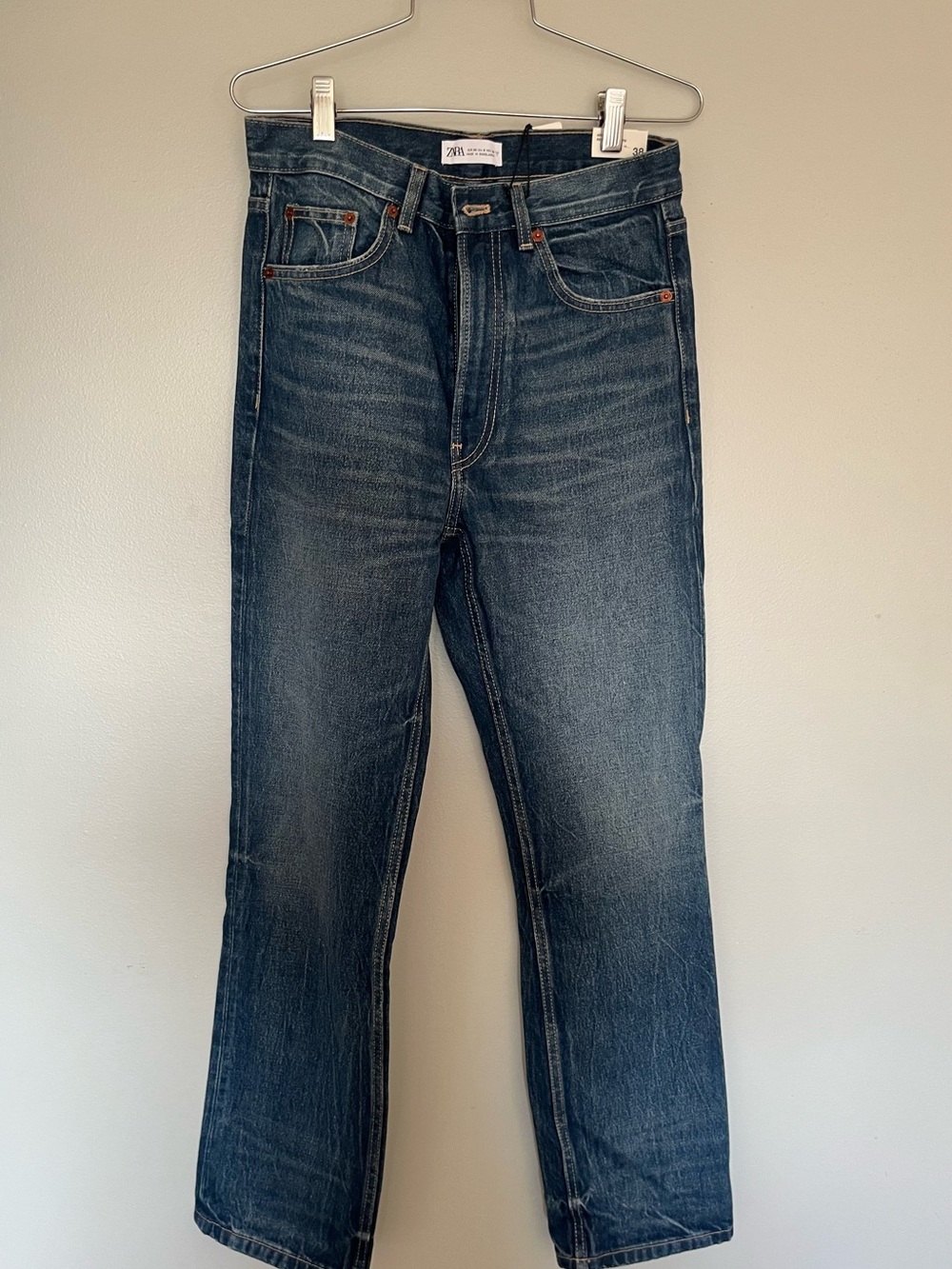 Zara Women’s Dark Blue Straight-Leg Jeans Size 6